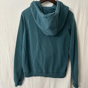 Felpa con cappuccio Nike da donna, collo a imbuto medio, verde, in pile, abbigliamento sportivo Y2K, logo Nike immagine 6