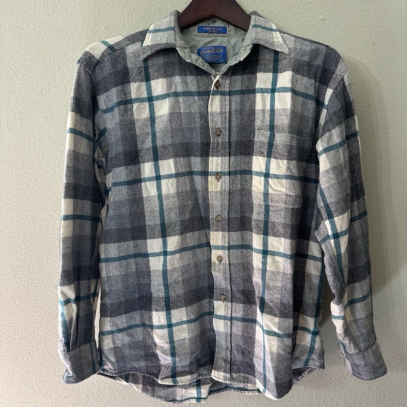 Vintage Pendleton Blue Faded Flannel Shirt Mens M Plaid 100% Virgin Wool USA image 1