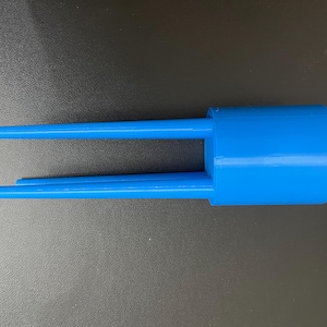 3D Printed Plant Waterer: Self-Watering Spike for Travel - PETG Plastic imagem 9