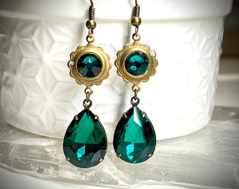 Retro Style Emerald Green Rhinestone Statement Earrings