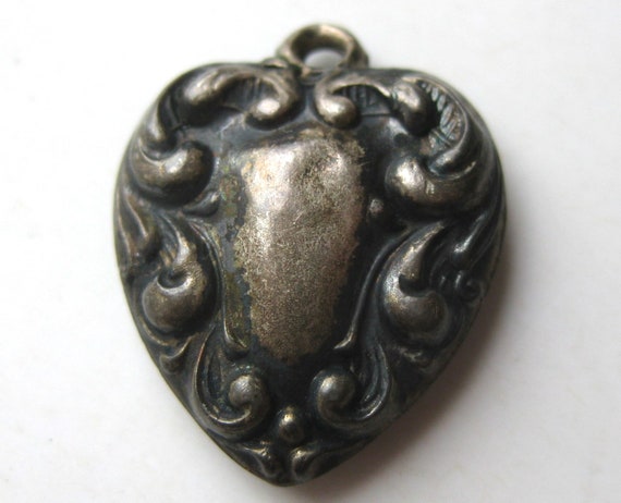 Vintage Charm Sterling Silver Sweetheart Puffy He… - image 3