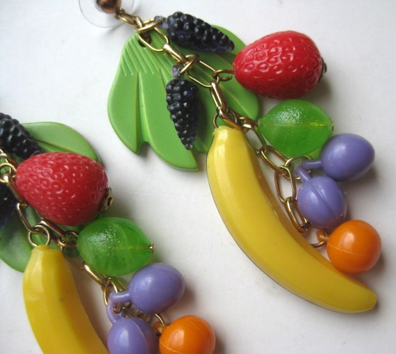 Vintage Carmen Miranda Plastic Fruit Salad Drop D… - image 2