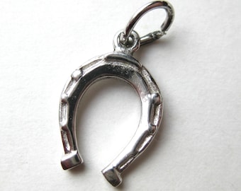 Vintage Charm Good Luck Charm Sterling Silver Lucky Horseshoe Bracelet Charm