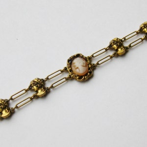 Vintage 60s Goldette Victorian Revival Gold Cameo Link Bracelet image 3