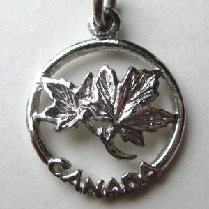 Vintage Charm Sterling Silver Canadian Maple Leaf Canada Souvenir Bracelet Charm
