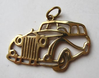 Vintage 14k Gold Rolls Royce Necklace Pendant 3g