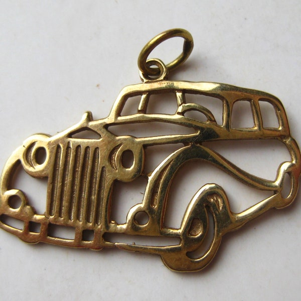 Vintage 14k Gold Rolls Royce Necklace Pendant 3g