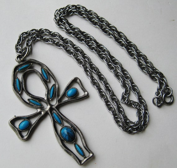 Vintage 60s Faux Turquoise Egyptian Ankh Pendant … - image 3