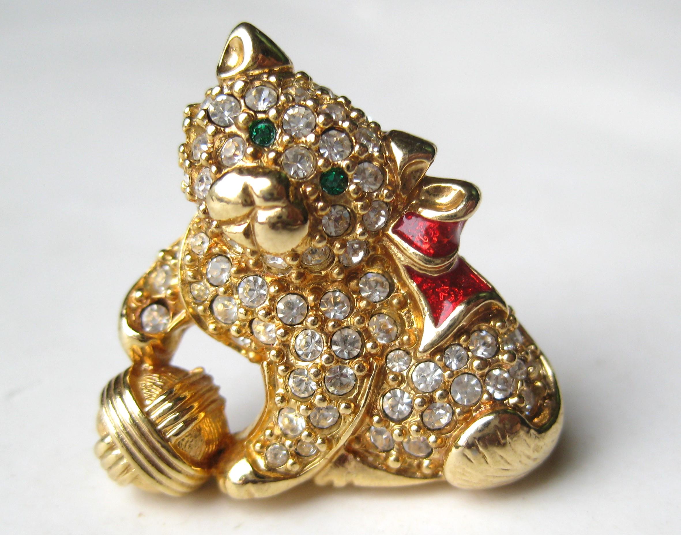 Swarovski Crystal Kitten and Ball - Etsy
