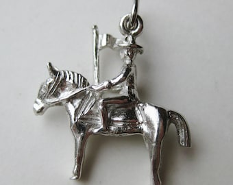 Vintage Sterling Silver RCMP Royal Canadian Mounted Police Horse Mountie 3D Canada Souvenir Bracelet Charm