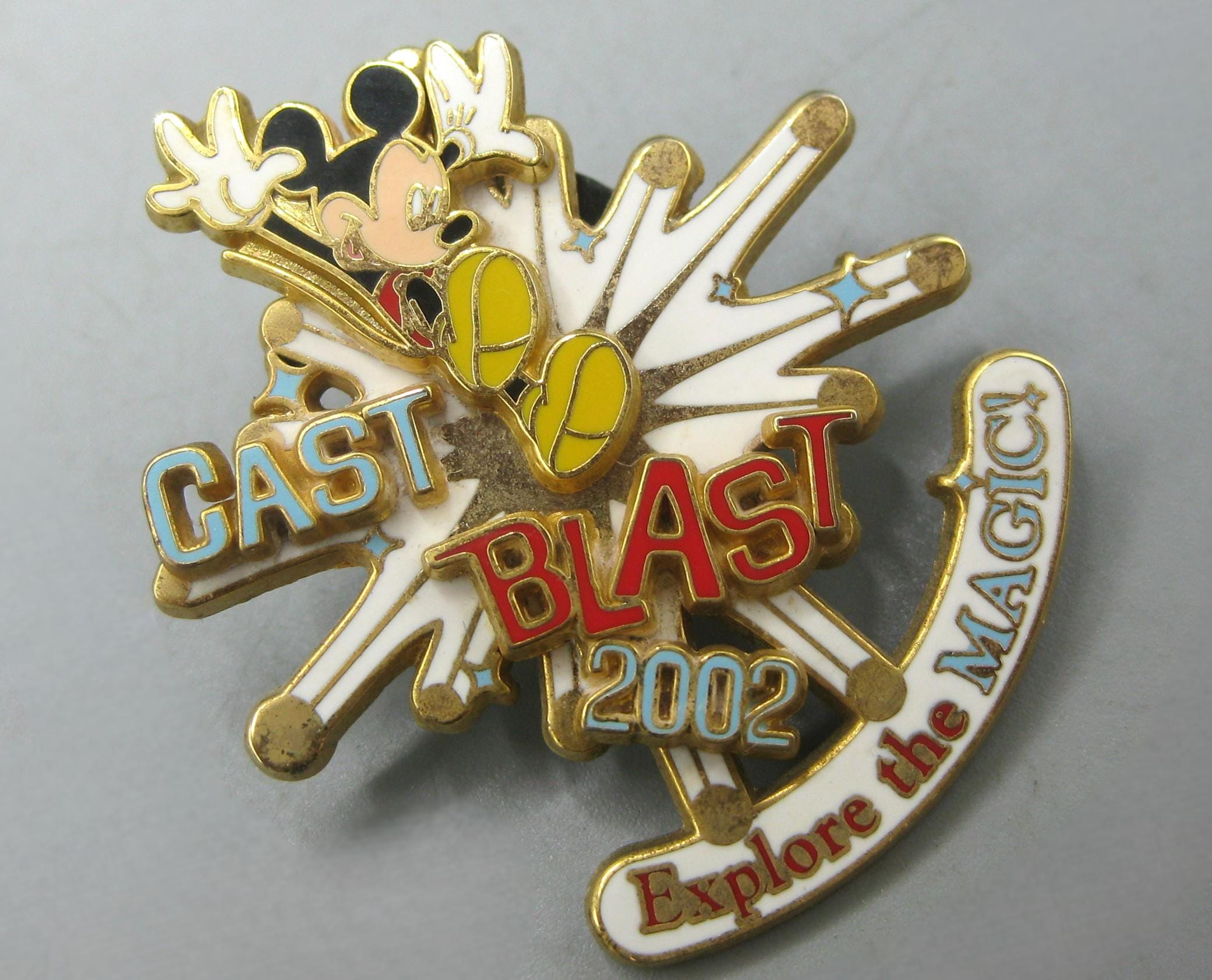 Cast exclusive pins - Etsy 日本