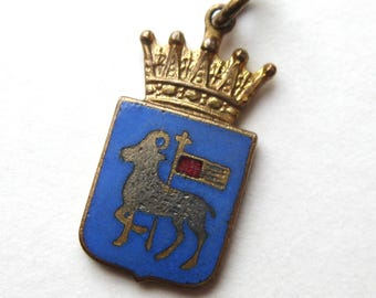Gotland Sweden Charm Enamel Swedish Coat of Arms East Travel Shield Bracelet Charm
