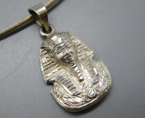 Silver pharaoh pendant hotsell