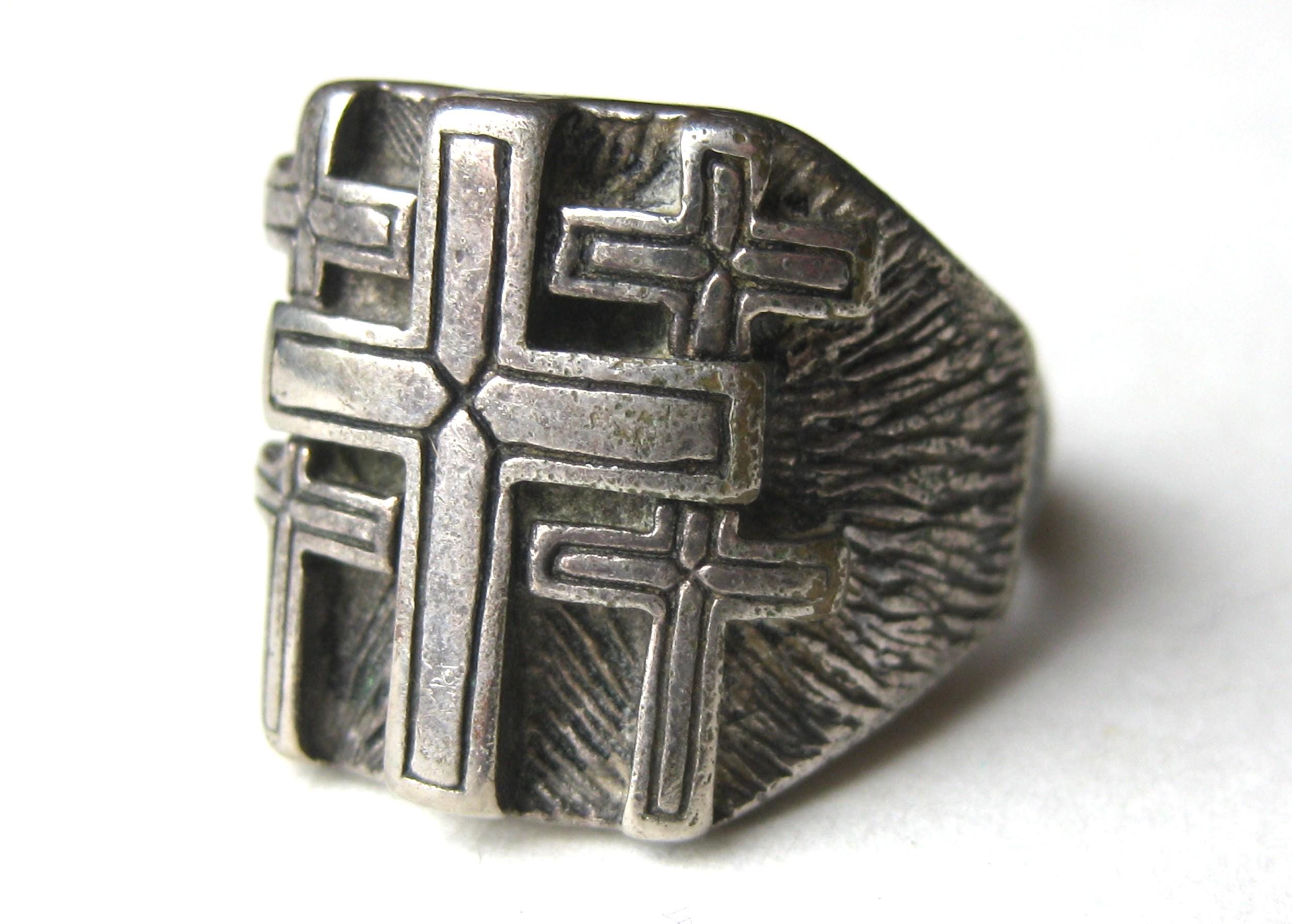 Gordon Smith Ring - Etsy