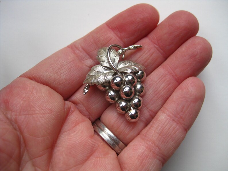 Vintage Brooch Sterling Silver Grape Cluster Pin