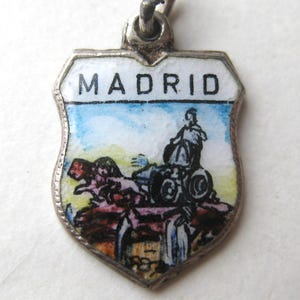 Vintage Charm Madrid Spain Plaza de Cibeles 800 Silver Enamel Travel Shield Souvenir Bracelet Charm
