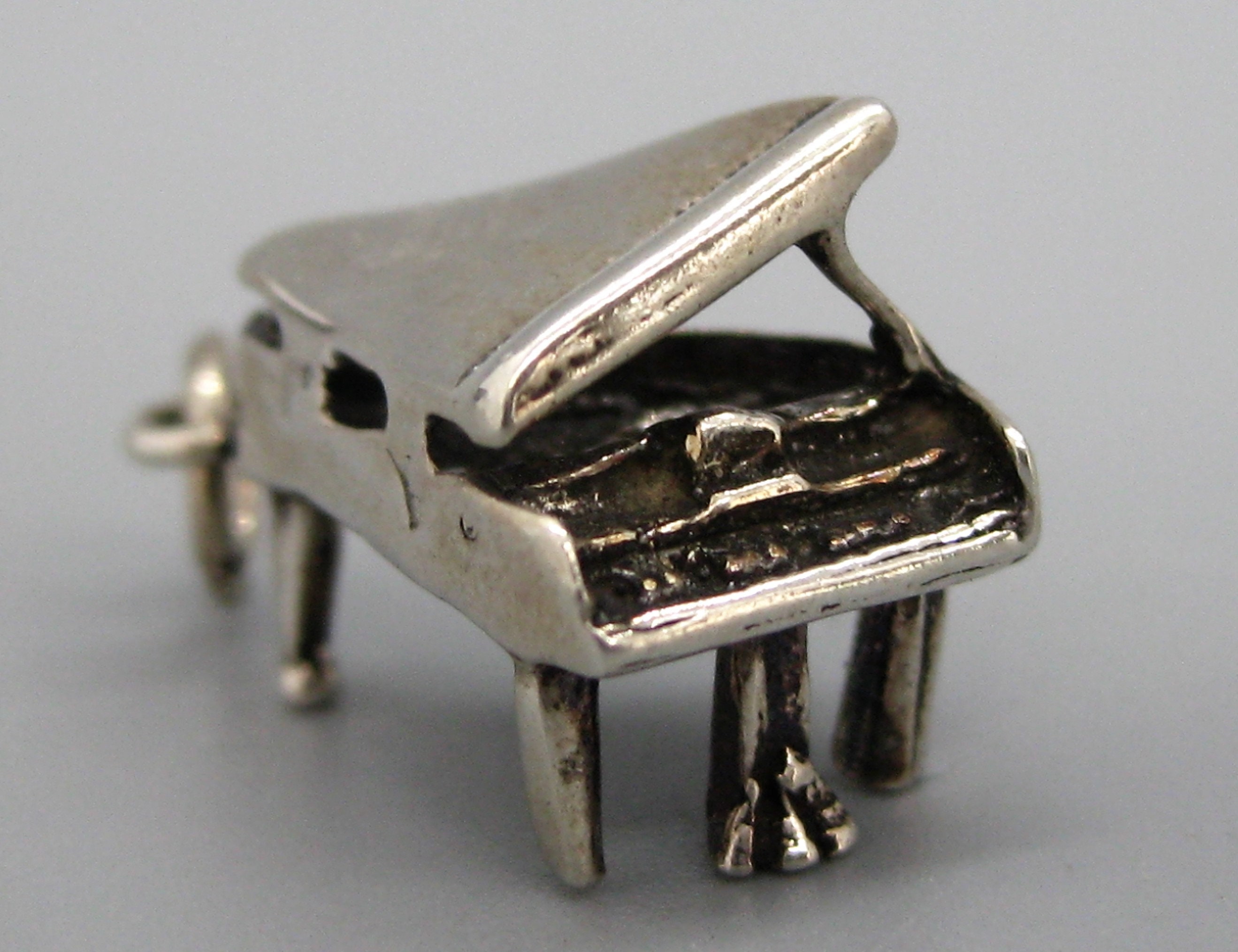 internacional Pensativo autoridad Vintage Charm Sterling Silver Baby Grand Piano Steinway - Etsy España internacional Pensativo autoridad Vintage Charm Sterling Silver Baby Grand Piano Steinway - Etsy España