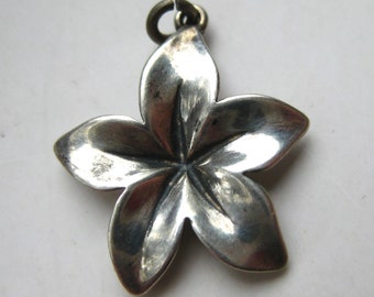 Vintage James Avery Sterling Silver Hawaiian Plumeria Flower Blossom Bracelet Charm