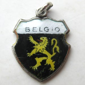 Belgio Belgium Charm 800 Silver Enamel Travel Shield Vintage Souvenir Bracelet Charm