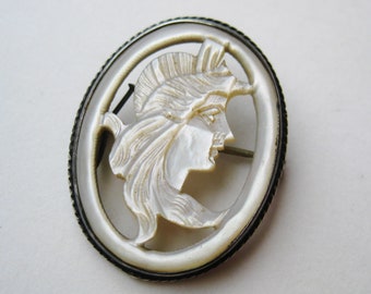 Vintage Hand Carved Fine Sterling Silver Mother of Pearl Cameo Brooch Pin