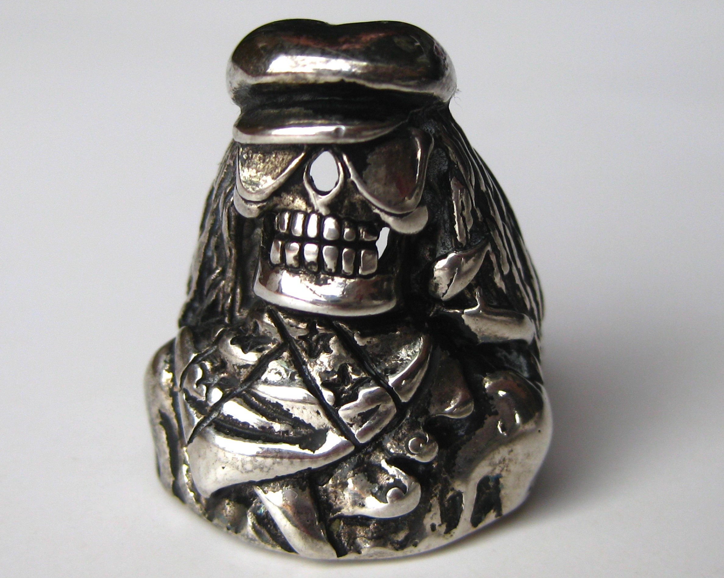 1987 G&S Gordon & smith Silver Tone Skull Grenade Biker Ring