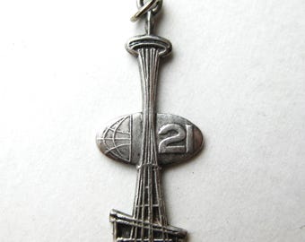 Vintage 1962 Charm Sterling Silver Seattle World's Fair Washington Space Needle Souvenir Bracelet Charm
