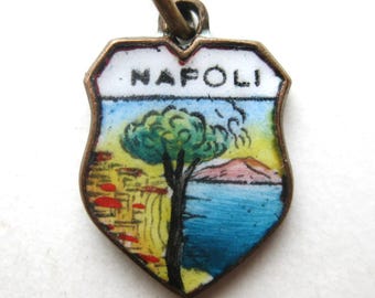 Vintage Napoli Italian Metal Enamel Souvenir Bracelet Charm Naples Italy