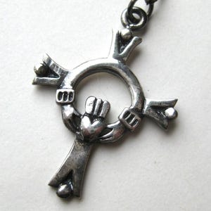 Vintage Irish Sterling Silver Claddagh Celtic Cross Necklace Pendant Amulet & Chain