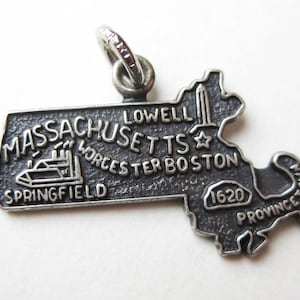 Vintage Charm 50er Jahre Sterling Silber Massachusetts State Map Souvenir Armband Charm Anhänger