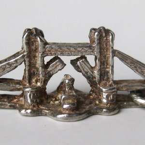 Vintage Charm Sterling Silver London Tower Bridge 3D Souvenir Bracelet Charm