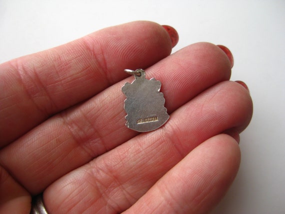 Vintage Charm Sterling Silver John o' Groats Scotland Travel Shield Enamel Souvenir Bracelet Charm View 6