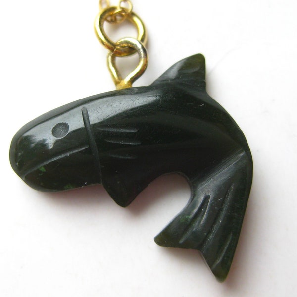 Vintage Carved Spinach Jade Trout Bass Fish Necklace Pendant & Chain