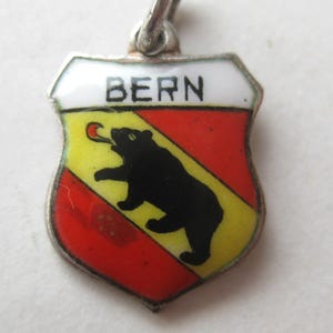 Bern Berne Charm Switzerland 800 Silver Enamel Travel Shield Vintage Souvenir Bracelet Charm