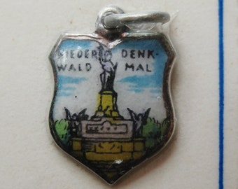 Vintage Niederwalddenkmal Rudesheim Niederwald 800 Silver Enamel Travel Souvenir Bracelet Charm