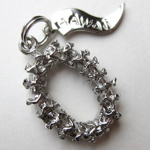 Vintage 50s Sterling Silver Flower Lei Hawaiian Souvenir Bracelet Charm