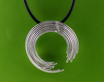 Sterling Silver Enso Circle Pendant