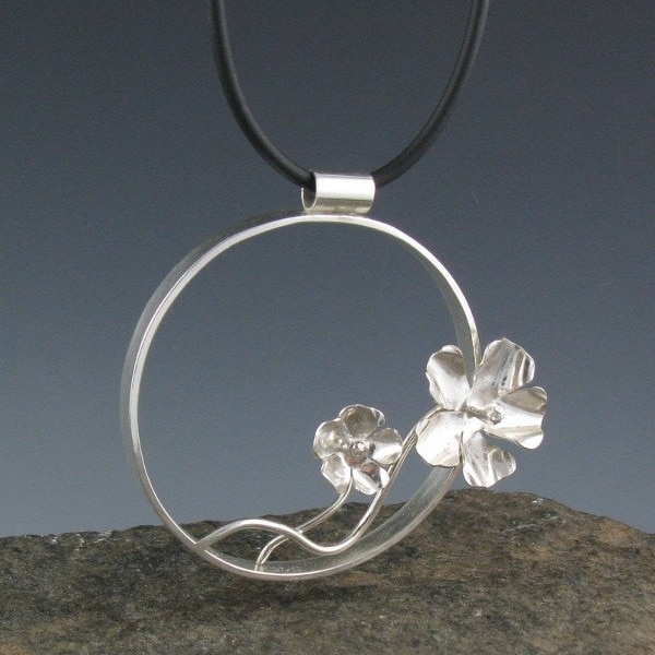 Sterling Silver Circular Flower Pendant Necklace-Handmade