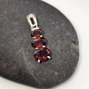 Natural Garnet Pendant in Sterling Silver – January Birthstone Jewelry