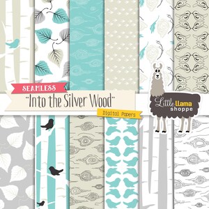 Op de afbeelding: Een set van 10 digitale papieren met bosmotieven in grijstinten, blauw en beige. De patronen omvatten vogels, bomen, bladeren, pijlen en houtnerf. De tekst "Seamless "Into the Silver Wood" Digital Papers" is in de afbeelding opgenomen.