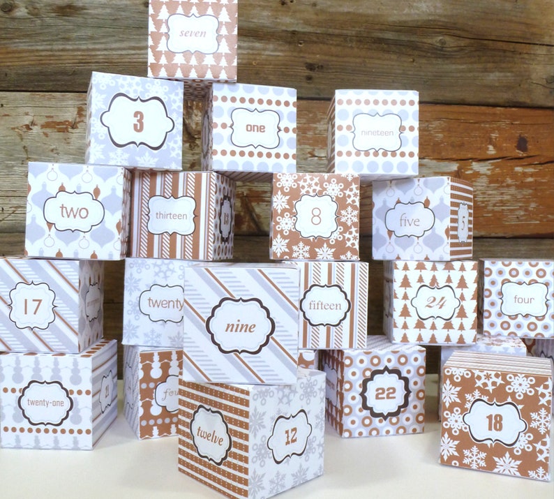 Printable advent calendar boxes, numbered from 1 to 25, as a countdown to Christmas