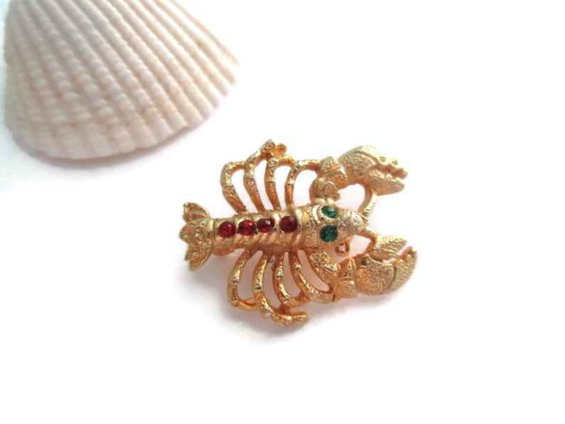 Gold Tone Lobster Brooch Red And Green Rhinestones Hat Pin Fish