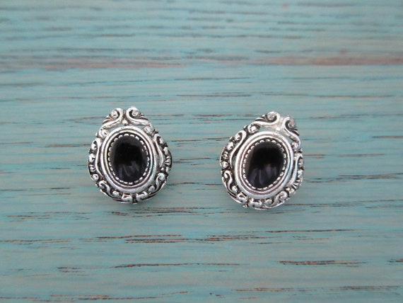 Black Cabochon Silver Tone Stud Earrings, Texture… - image 5