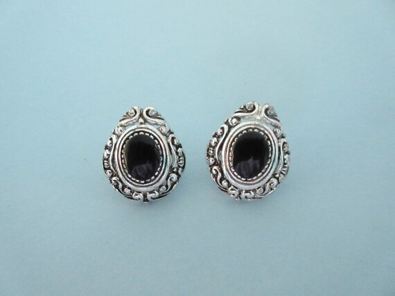 Black Cabochon Silver Tone Stud Earrings, Texture… - image 4