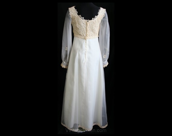 Size 10 Wedding Dress - Elegant 1970s Star Flower… - image 7