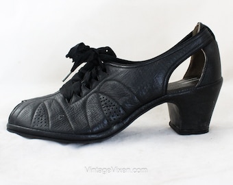 1940s Black Shoes - Size 6.5 Deco 40s Peep Toe Pumps - Cutout Sides & Arched Top Stitching - 40s 50s Deadstock - Size 6 1/2 M