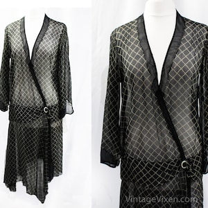 1920s Flapper Dress - Großes authentisches 20s transparentes schwarzes Seidenkleid - Gr. 12 - Langarm - Gittermuster - Muschelschnalle - Taschentuchsaum - Oberweite 42