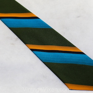 Men&#39;s Late 1960s Tie - Striped Orange Green Turquoise Tie - Bright & Bold Diagonal Stripes - Early 1970s Hipster Office Vibe - Uber Cool
