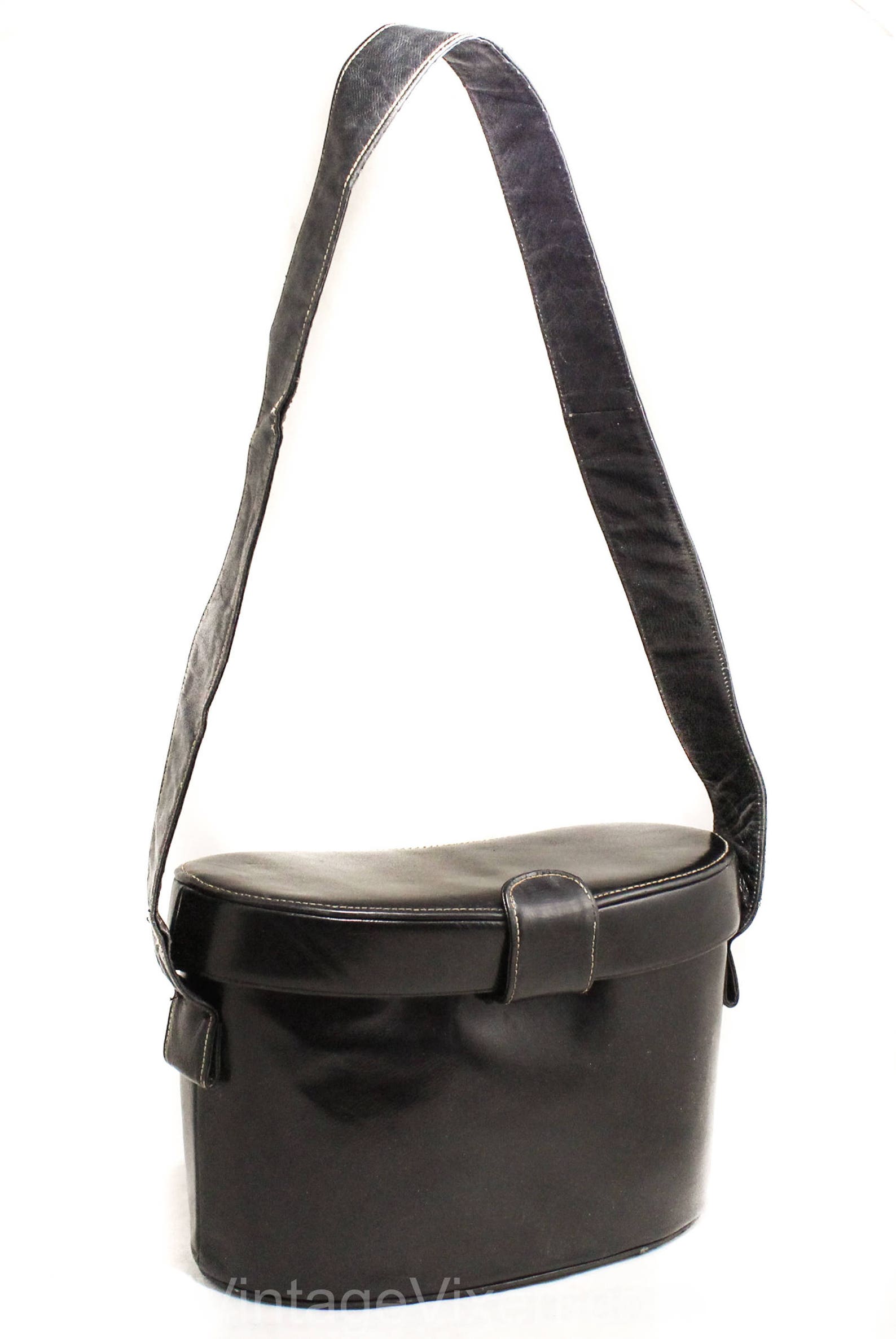 1930s/1940s Round Leather Wrist Bag main image 0