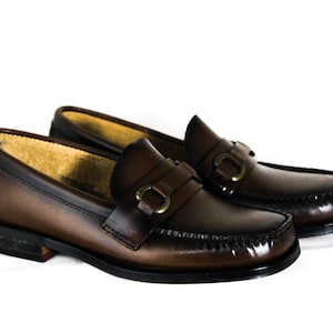 Size 2.5 Boys Loafer Shoes - Authentic 1960s Brown Leather - Child Size 2 1/2 D Boy&#39;s Preppy Loafer - Bronzed Buckle - 60s Deadstock NIB