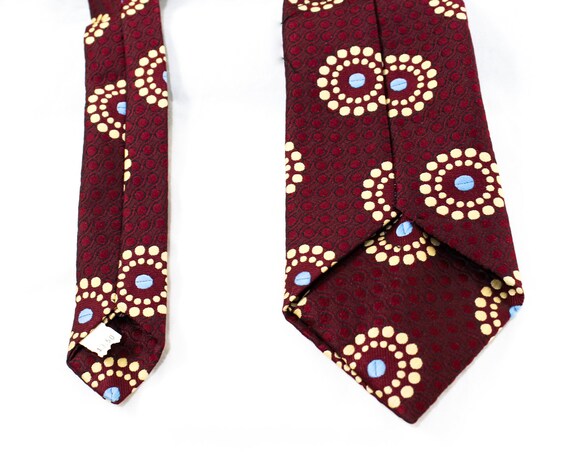 1970s Red Men's Tie - Maroon Medallion Pattern Br… - image 6